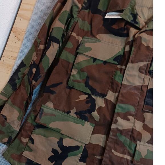 Army Vintage Combat Uniform Jacket Medium-Short Woodland Camo Hot Weather Y2K - Picture 4 of 12